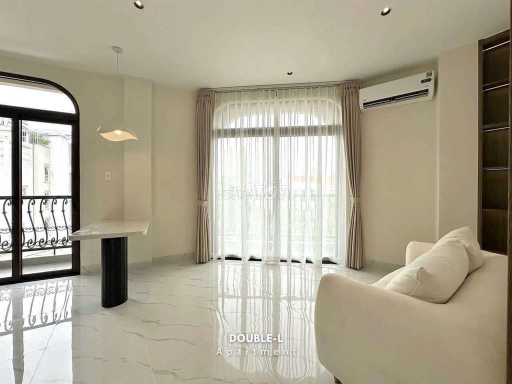 Rent the Guardian of 1 Full internal bedroom. Top of the Tân Quy Royal Service.