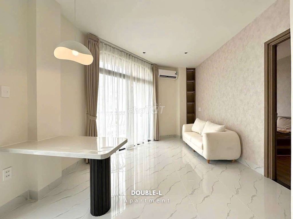 Rent the Guardian of 1 Full internal bedroom. Top of the Tân Quy Royal Service.