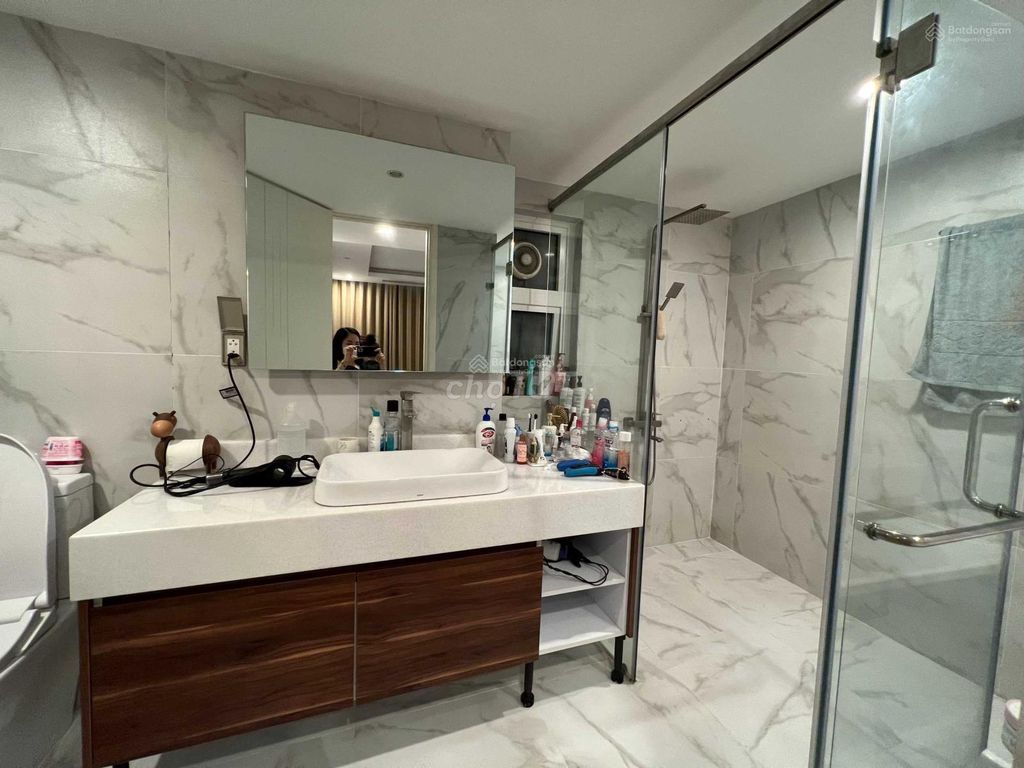 Need to rent a Xi Grand Court apartment, area: 100 meters two, three bedrooms, new home.