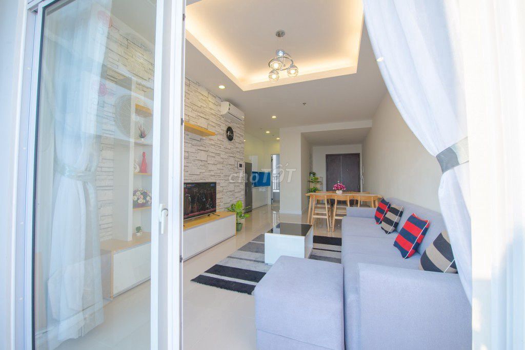 Rents Hùng Vương Plaza high-class apartment district 5 – 130 M2 (3 bedroom - 2 toilets)