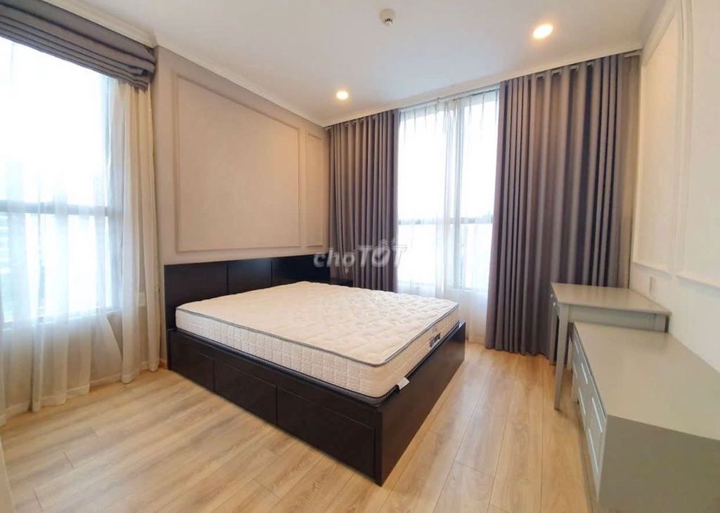 Rent a three-room Garden Gate-25 million-a-month apartment.