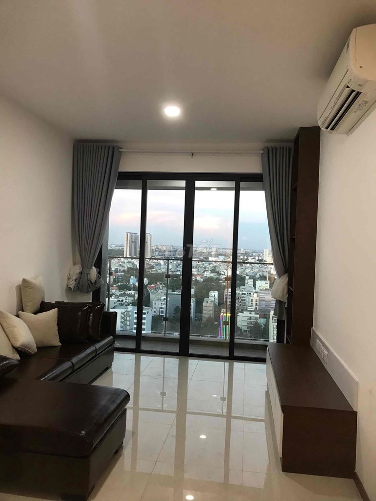 Rent an apartment one verandah