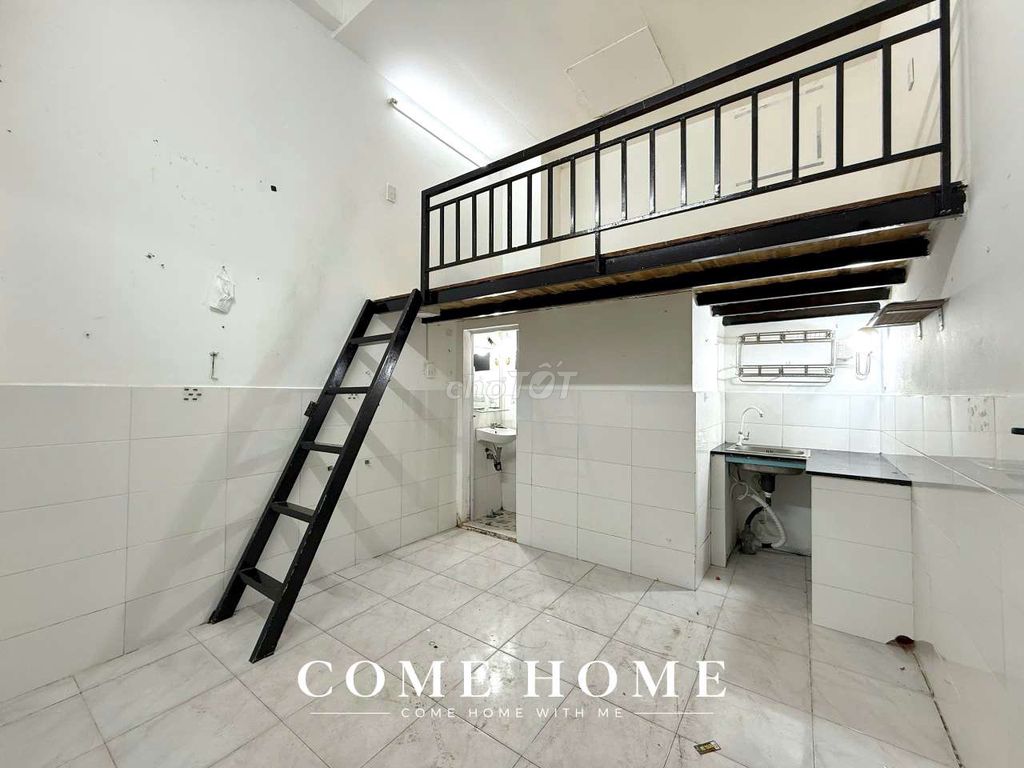 rented a room in the high - air guard near the commercial university