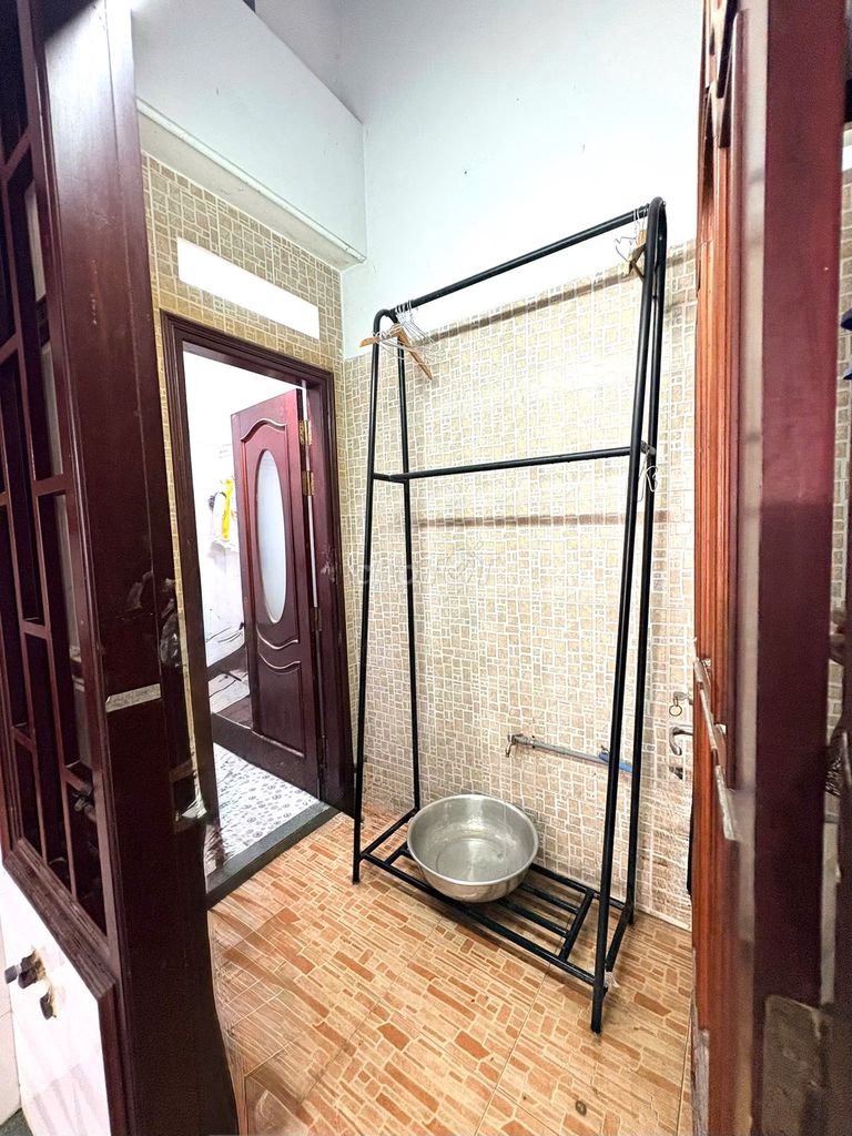 Let's rent out the original apartment.