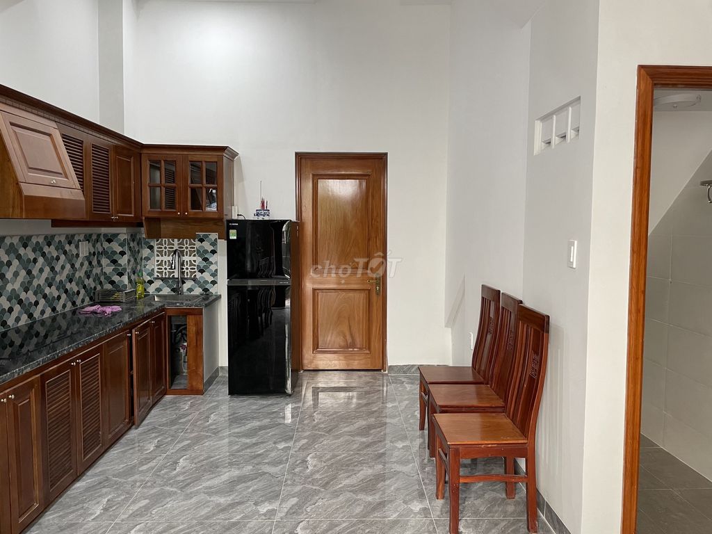 Rent the Telan service apartment, private passageway, interior.