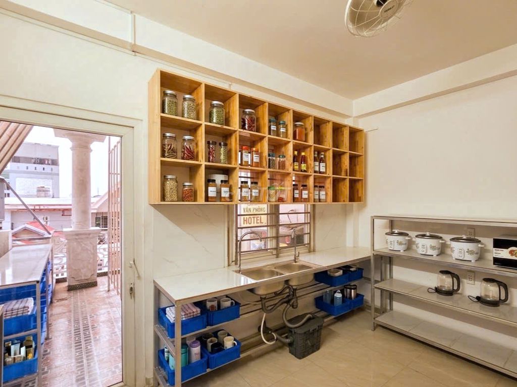 - The Gò Vấp campus is close to dhv - No charge.
