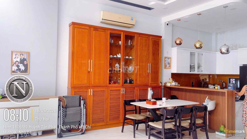 Rent 7th Street, 2nd floor full of furniture 4 bedrooms 13 million a month.