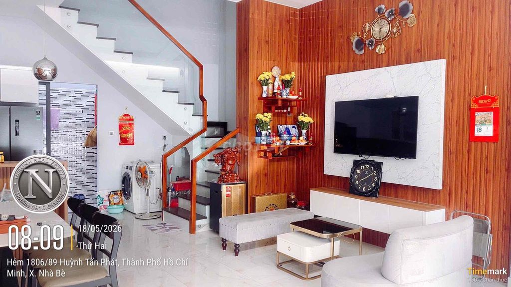 Rent 7th Street, 2nd floor full of furniture 4 bedrooms 13 million a month.