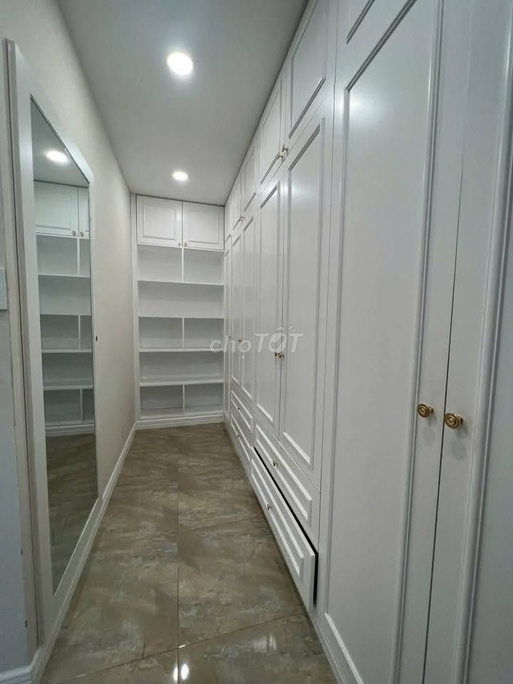 Rent a 200-foot-three-five bedroom near Đỗ Xuân Hợp, Gian, 5-Linger Bridge.