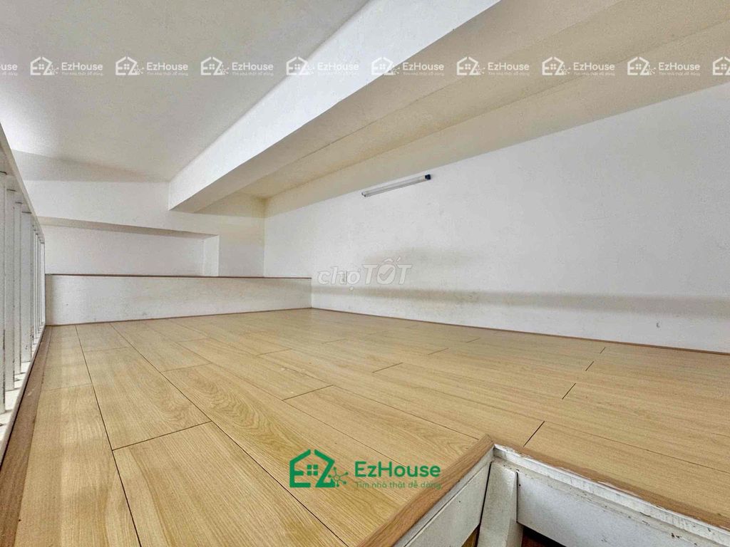 The Supermax Room of Lotte mart District 7 does not flood Tony through the TDTu