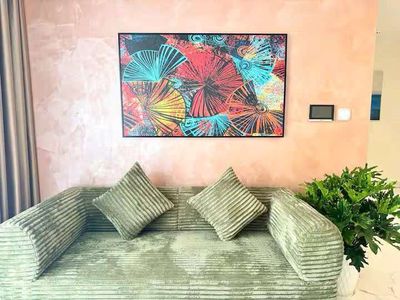 Rent a bedroom plus Vinhomes Grand Park, empty house from 5 million, full interior from 6 million.