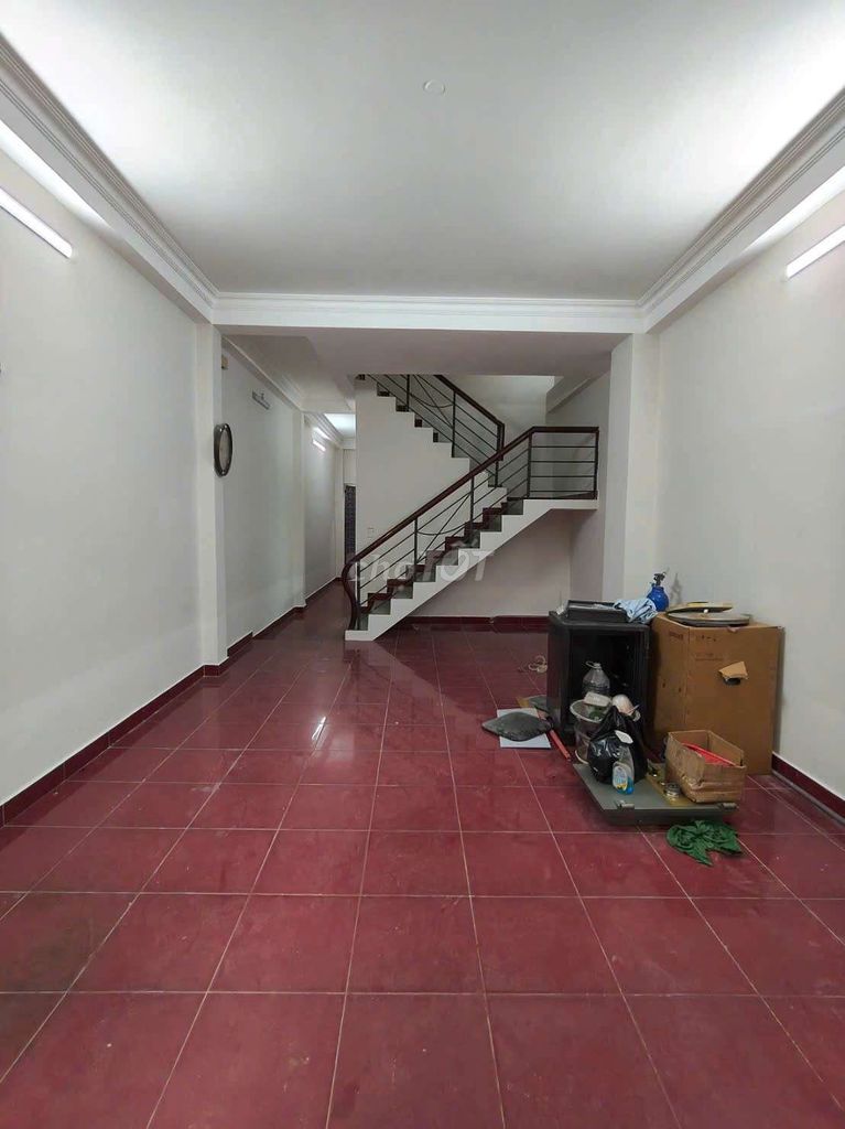 Two floors to the roof. Four bedrooms on the new east floor.