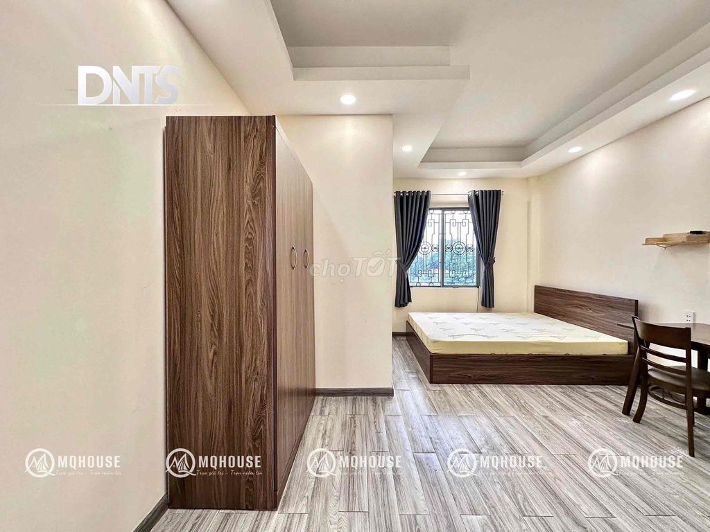Rent a full-in-the-house window at the heart of 1rd District near the hospital.