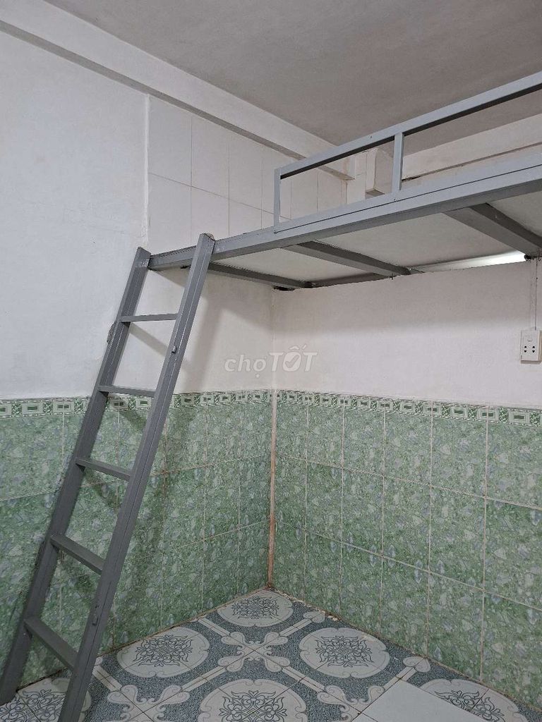 Rent Room 690 Điện Biên Phủ