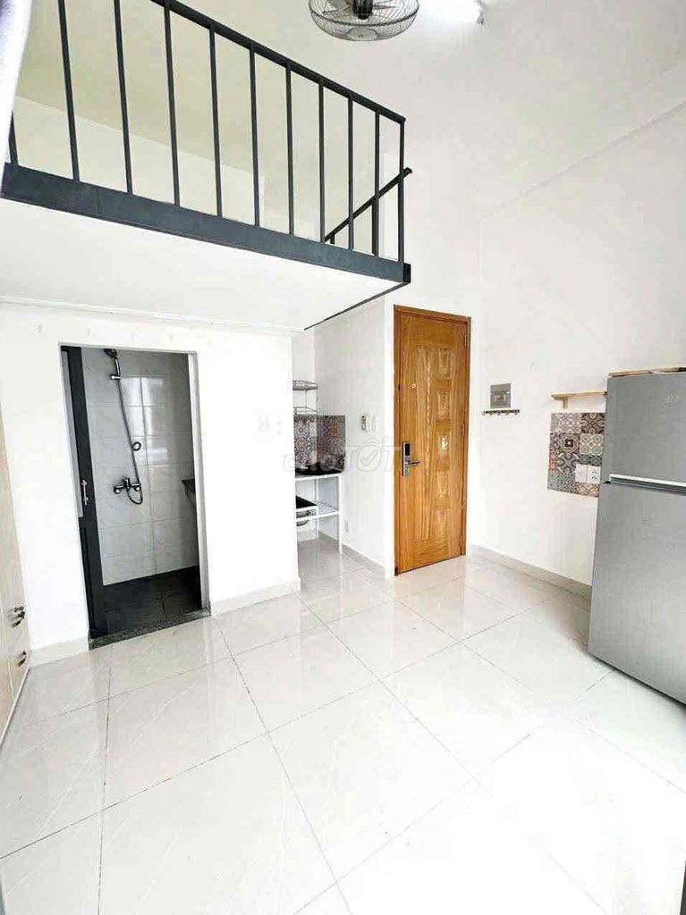 rent window to window range near Emart Phan Pesomo