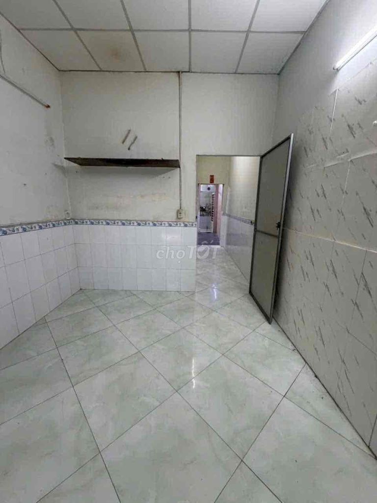 The house is rented to the owner without the washing machine