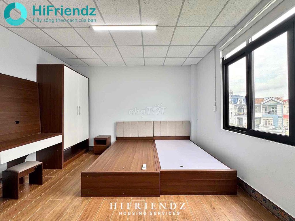 mini apartment, big balconies, wide open area near District 8 station from 5.5 million.