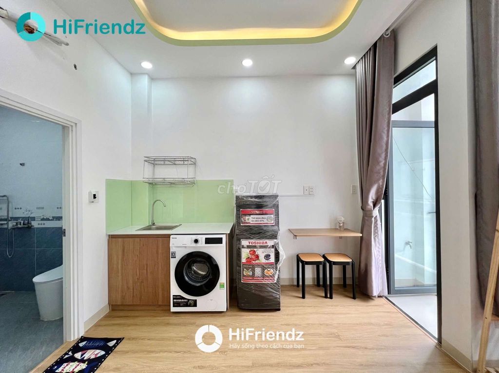 Small balcony, private washing machine, fourth base, scalaring.