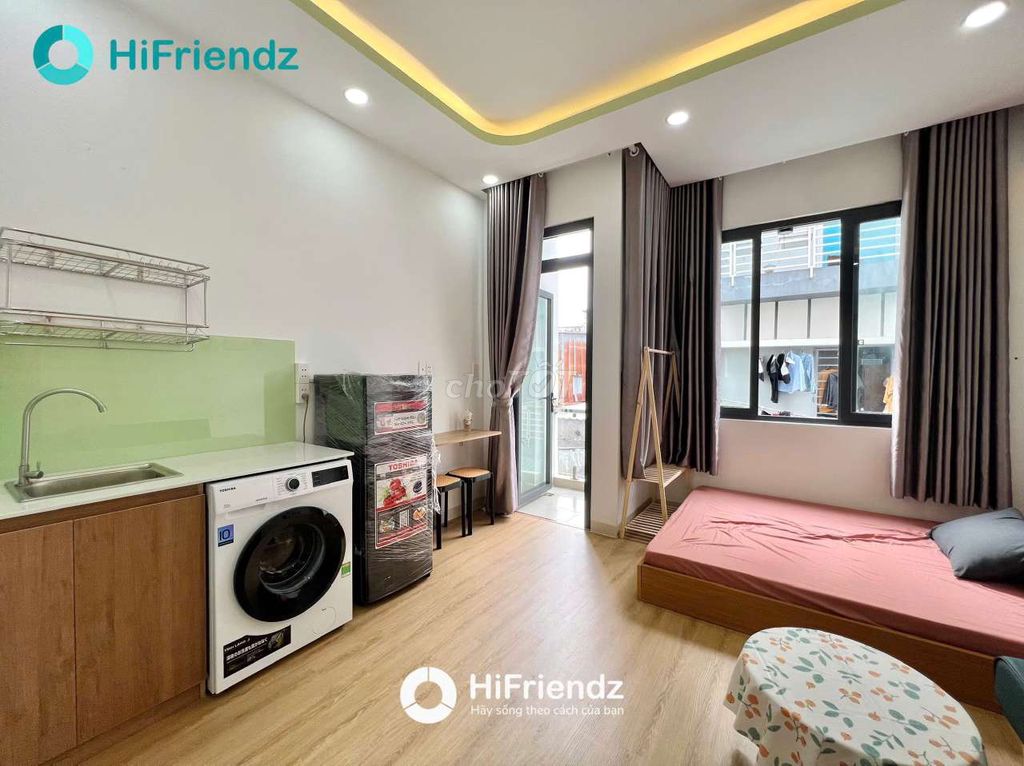Small balcony, private washing machine, fourth base, scalaring.