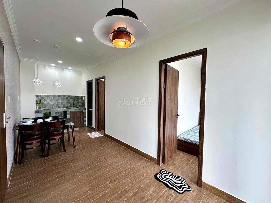 Rent the apartment. Two bedrooms with balconies at the market.