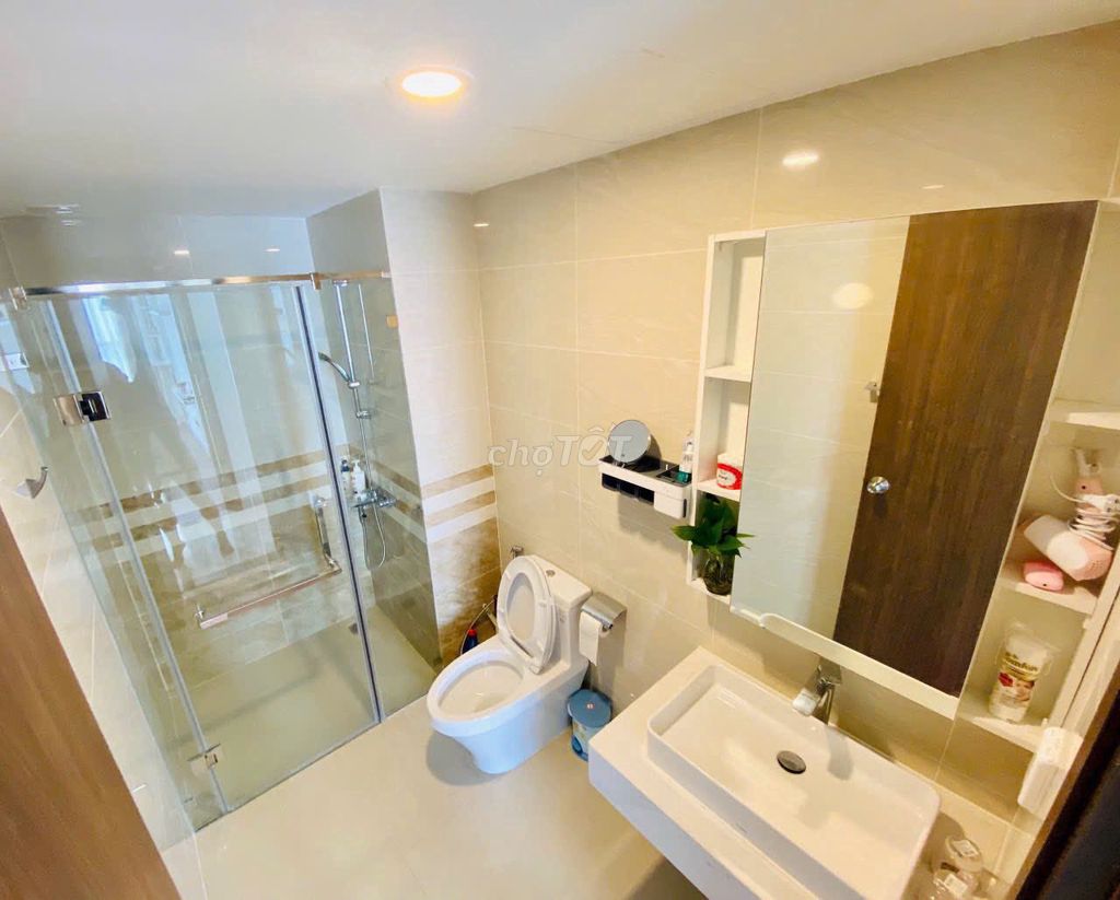 The owner rented Viva Riverside apartment, District 6, area: 70 meters 2 (2 bedroom - 2 toilets)