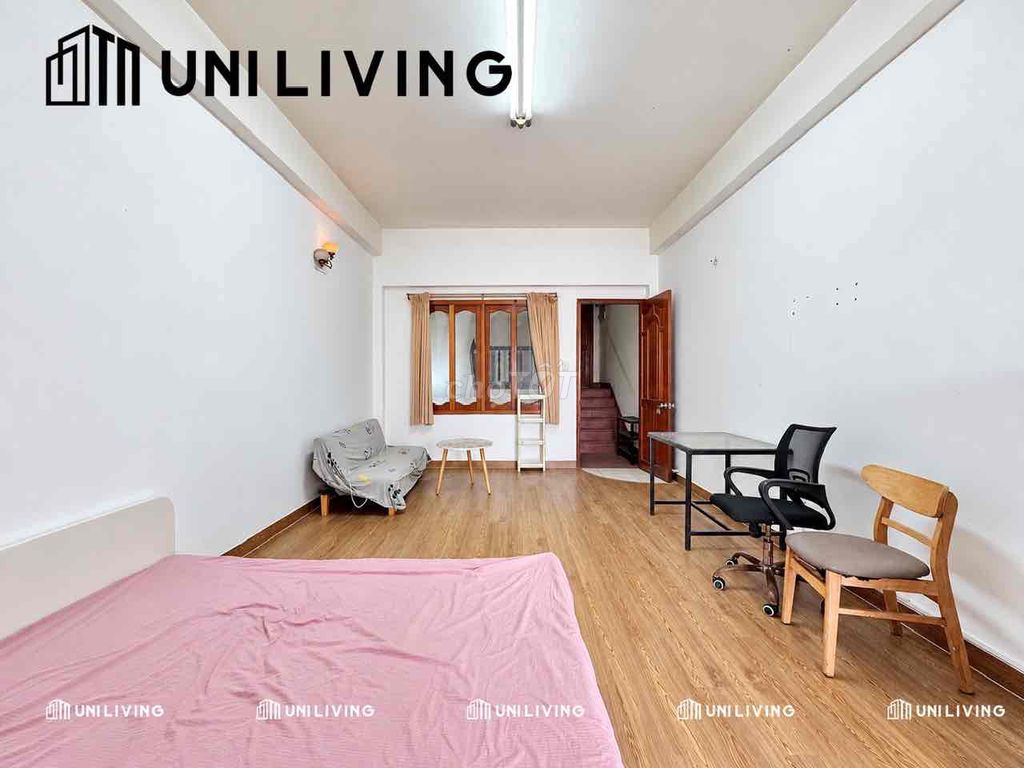 Rent the room right away. The staff's 40-foot-and-a-half wide.