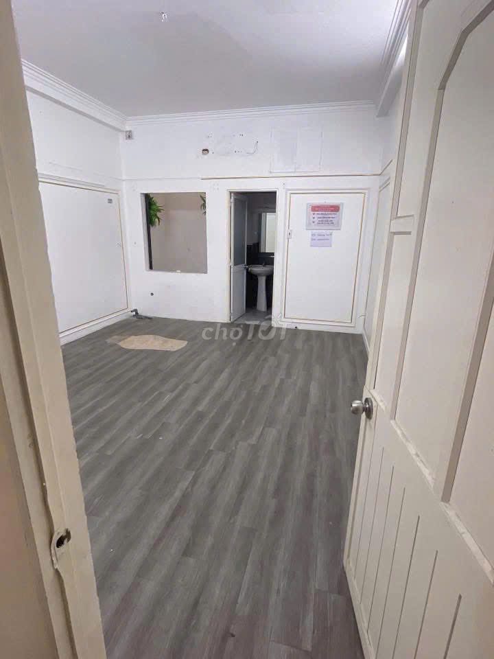 3x low -- Hoa Lan casher, Q.Phú Nhuận - 4 x16 meters, 5 stories, new house