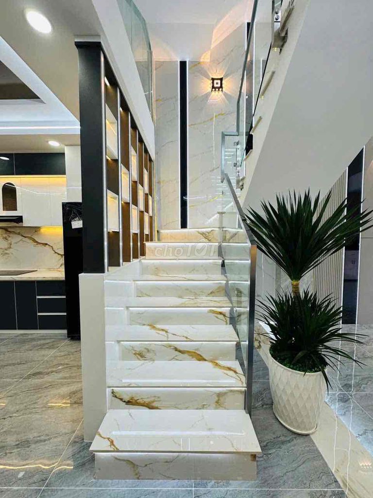 Rent Nguyễn Ảnh Thủ Hiệp Thành District 12 p.m. 1 . 3 floors. 15 million.