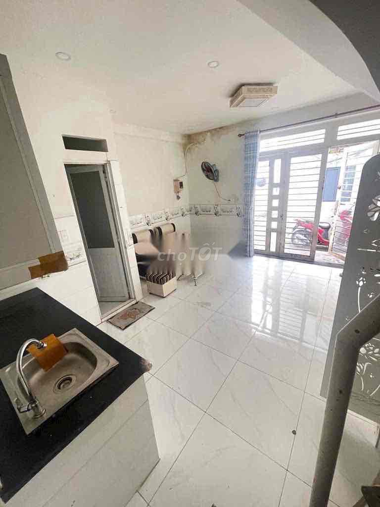 Let's rent the original house (5 x 5 meters 1 M) 1st floor 1st floor 2 bedroom 2