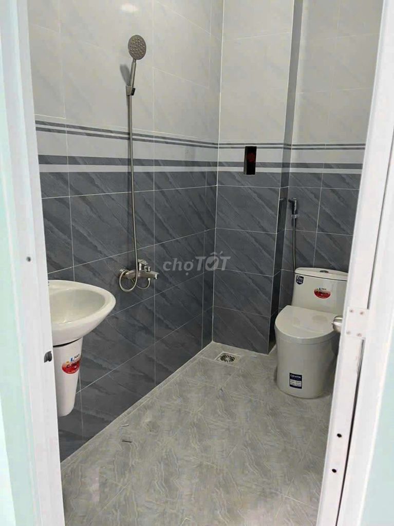 Let's rent a 5 x 25 area, put it on a Số 6 street.