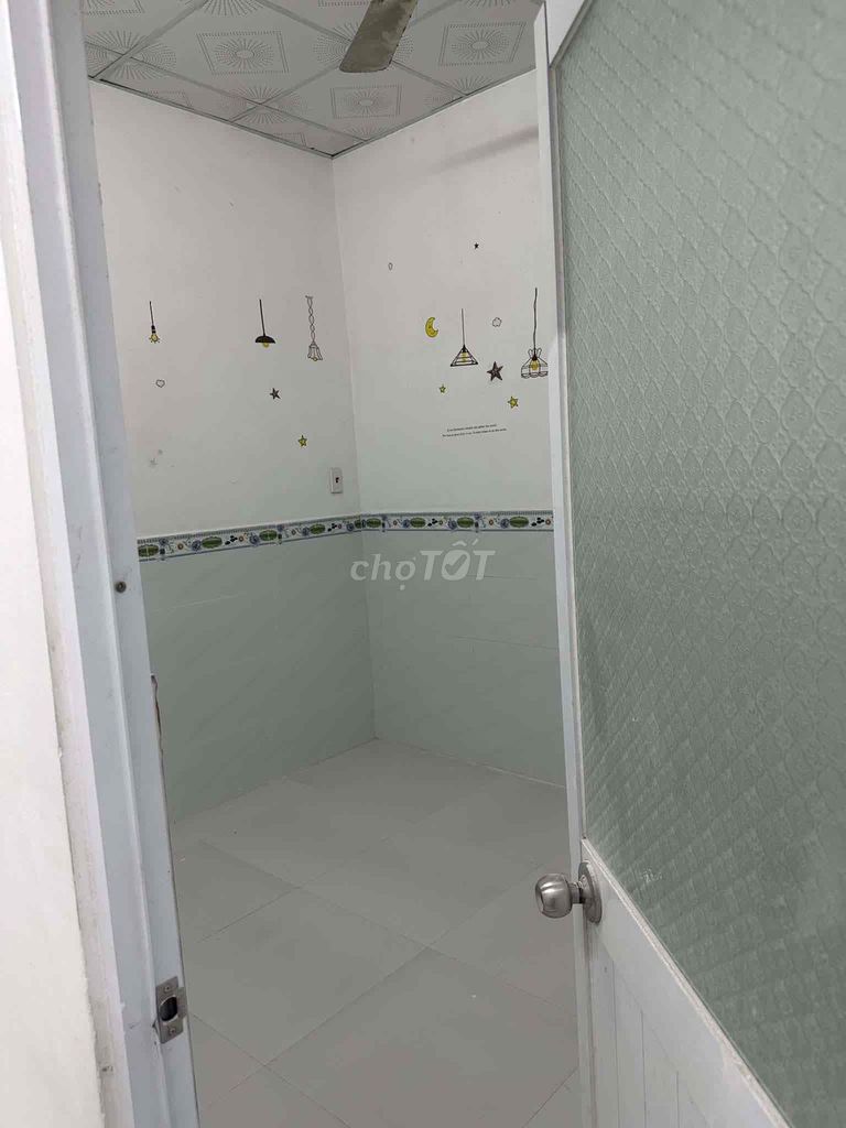 Home 1 st floor, Ấp 3, 3 meters.