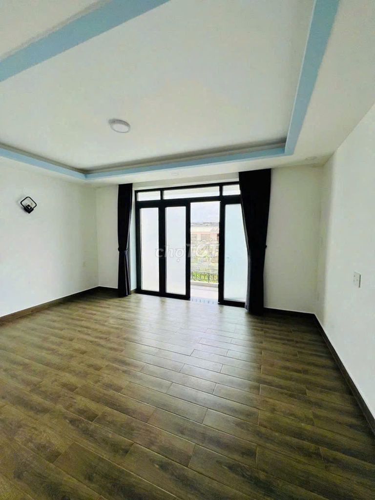 New house rent- 107 D Phạm Văn Hai,tb-the area 5 x18 meters, very good price