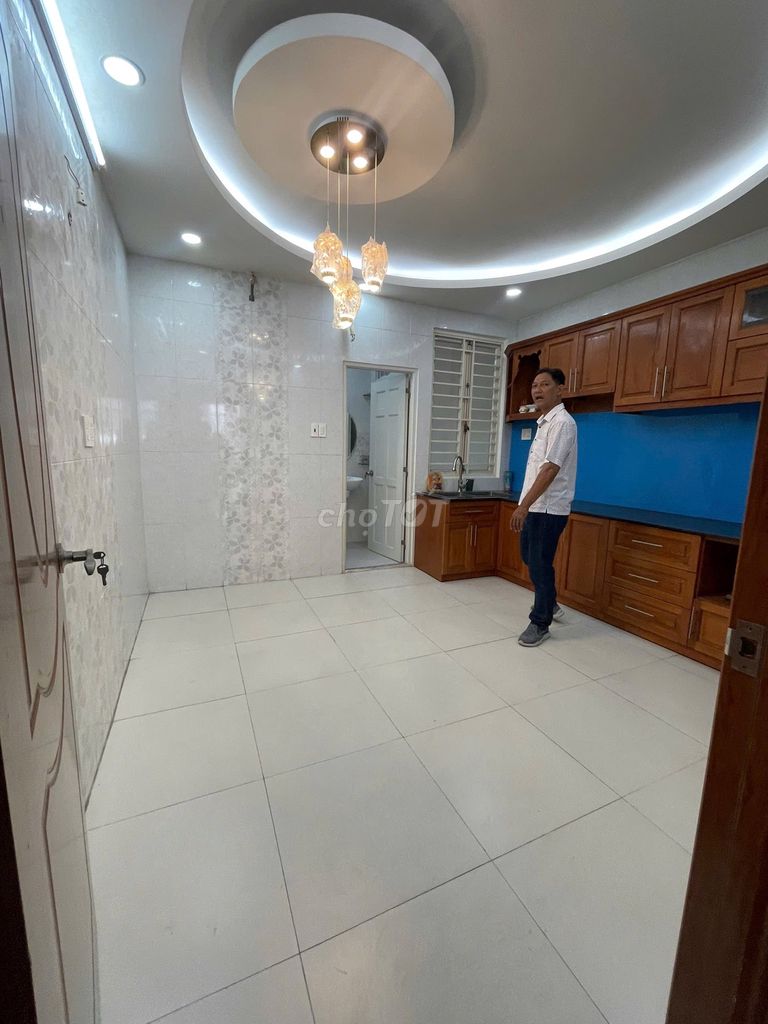 Rent Lê Liễu Tân Quý 4x 22 M large-looking 4 floors