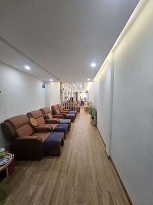 Go to mbkd 120 M2 near metro port to District 1