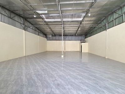 The clean vault will be zqz0 8 x 16 meters with a barbared brick near the cv belt
