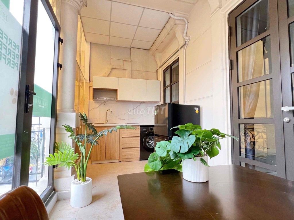 Cityland Park Hills service apartment.