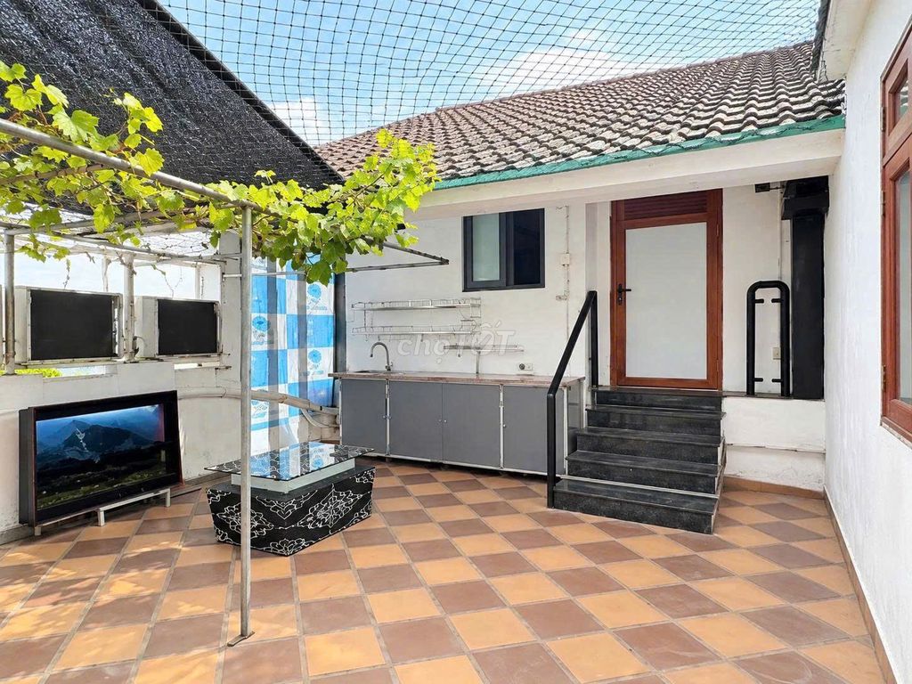 The interior studio is just 3.2 million Nguyễn Thị Tú Bình Tân Road