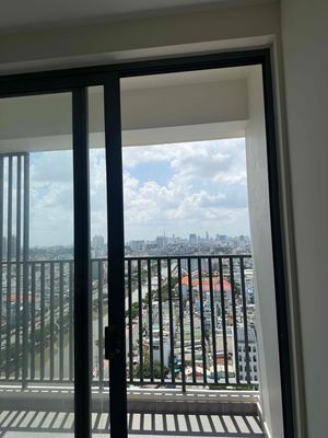 Rent Aurora 3 bedrooms at 10 million