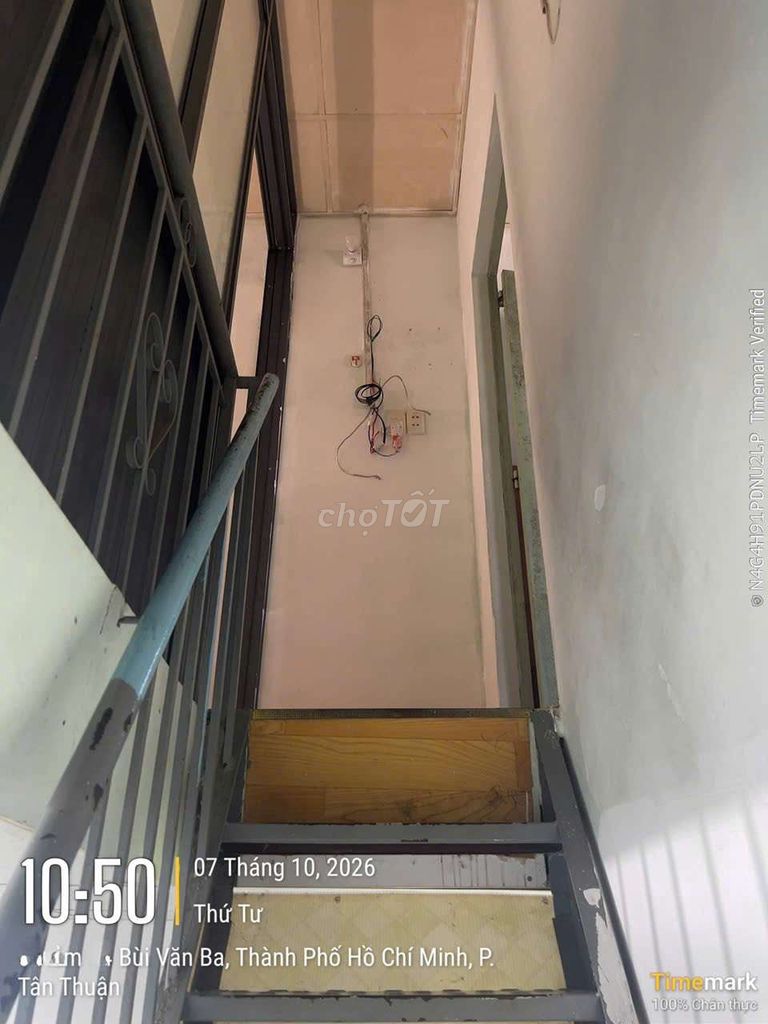 The original building, 44 Bùi Văn Ba Street, area 3 x 7, 1 floor, 2 bedroom, one bathroom.