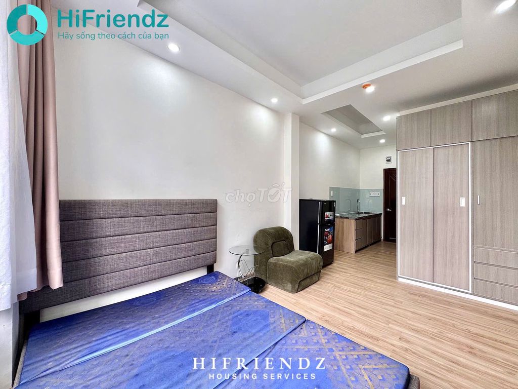 Super studio large windows full interior close to parc mall