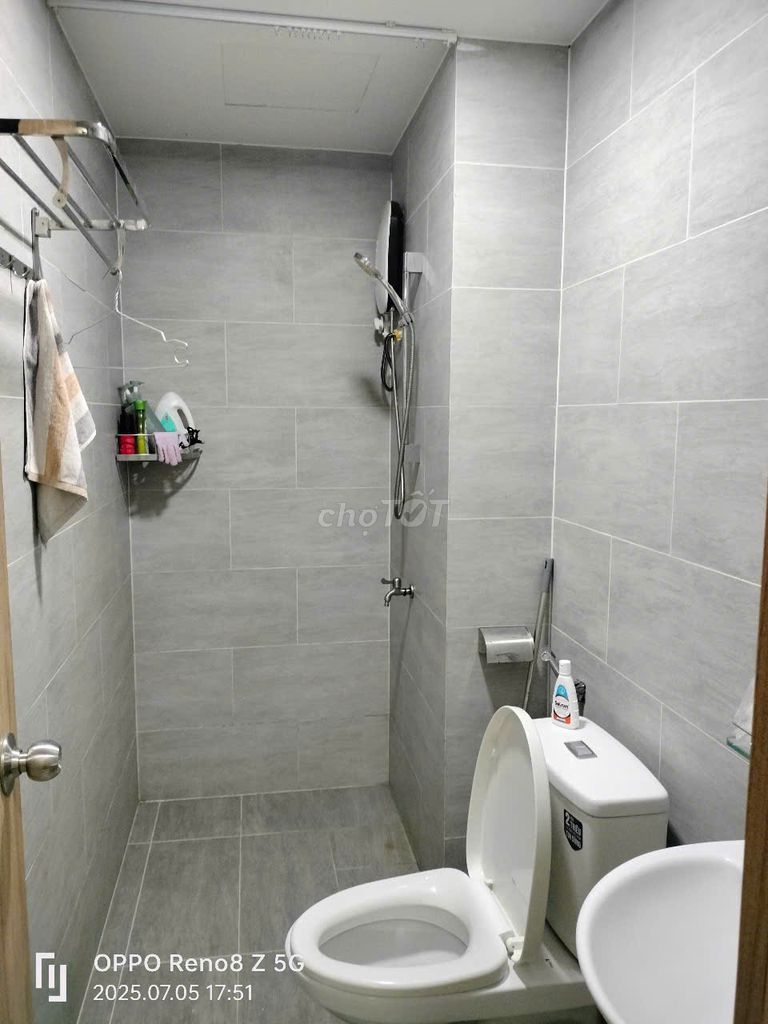 Citisoho two bedrooms. Two big, nice furniture. Eight million a month in District 2.