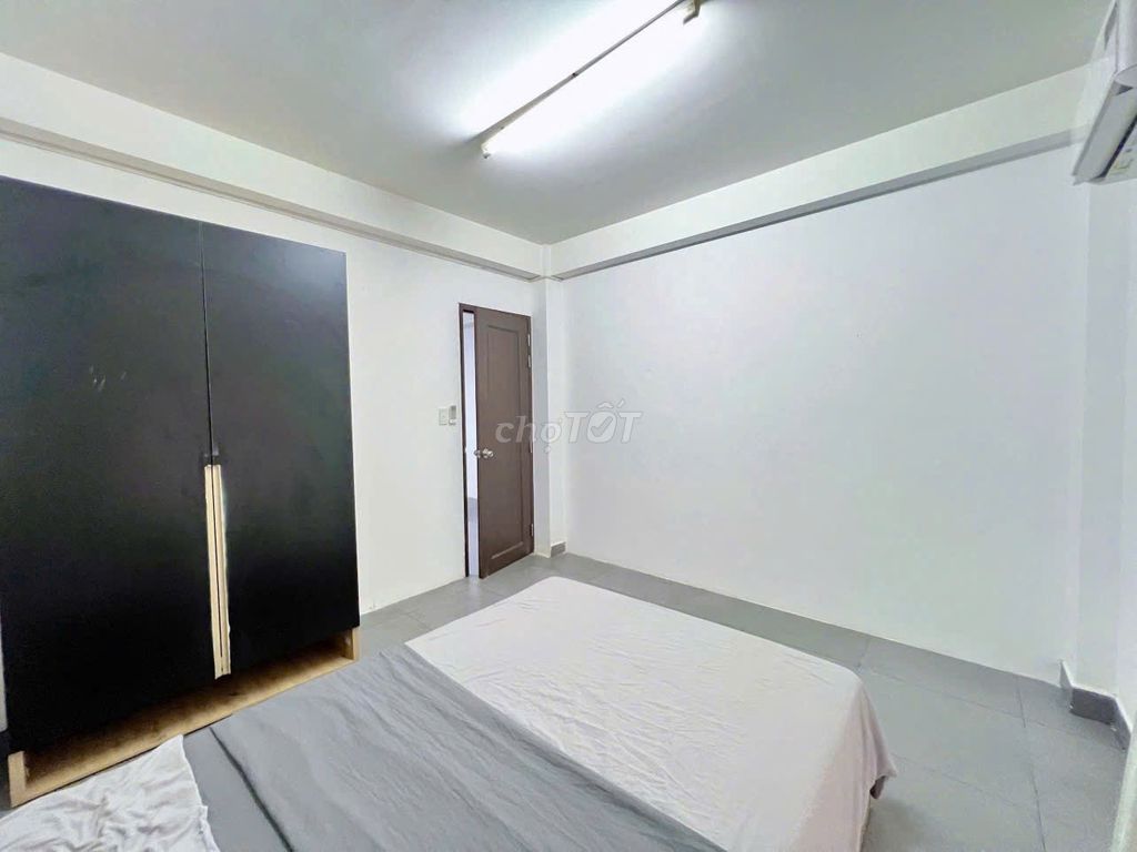 Rent the two bedrooms right next to the savings cycle.