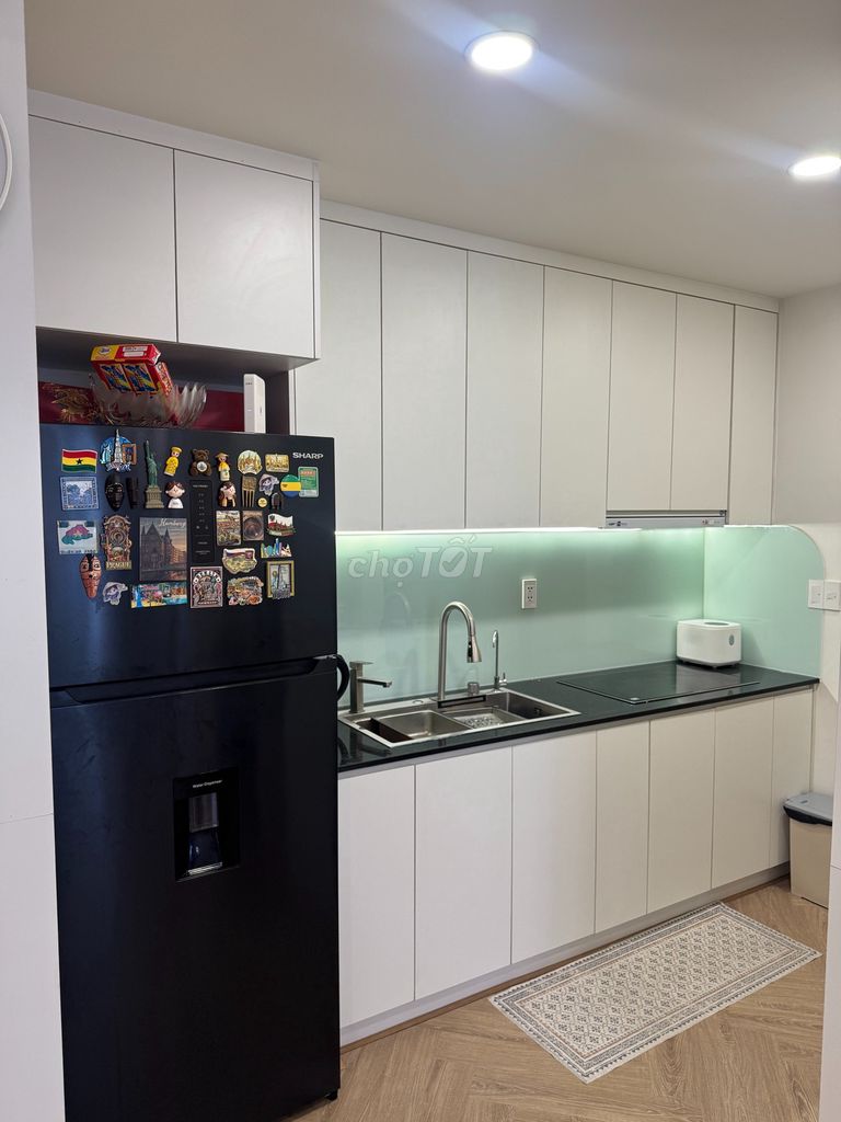 Rent apartment 64 M2 - high-level furniture, good design