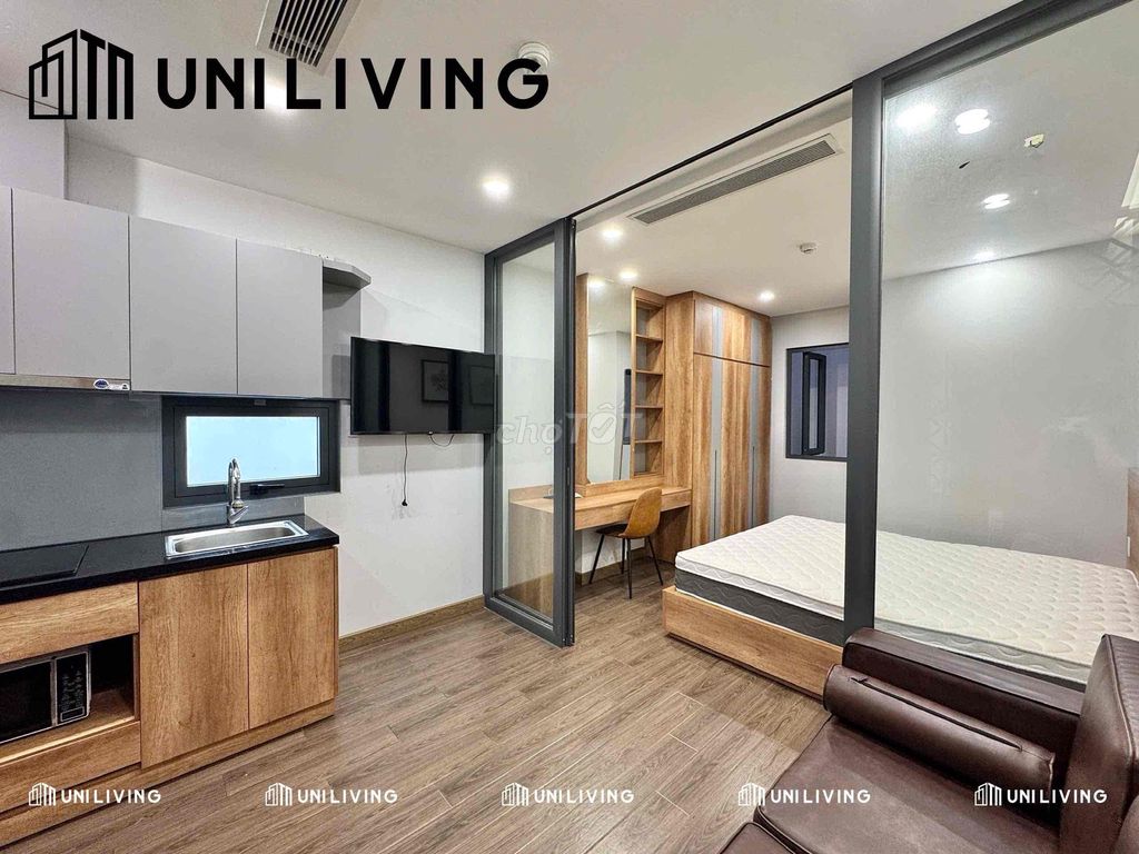 The 1st Chamber of Sleep - 1 Living Room - Window Close to the Cinema