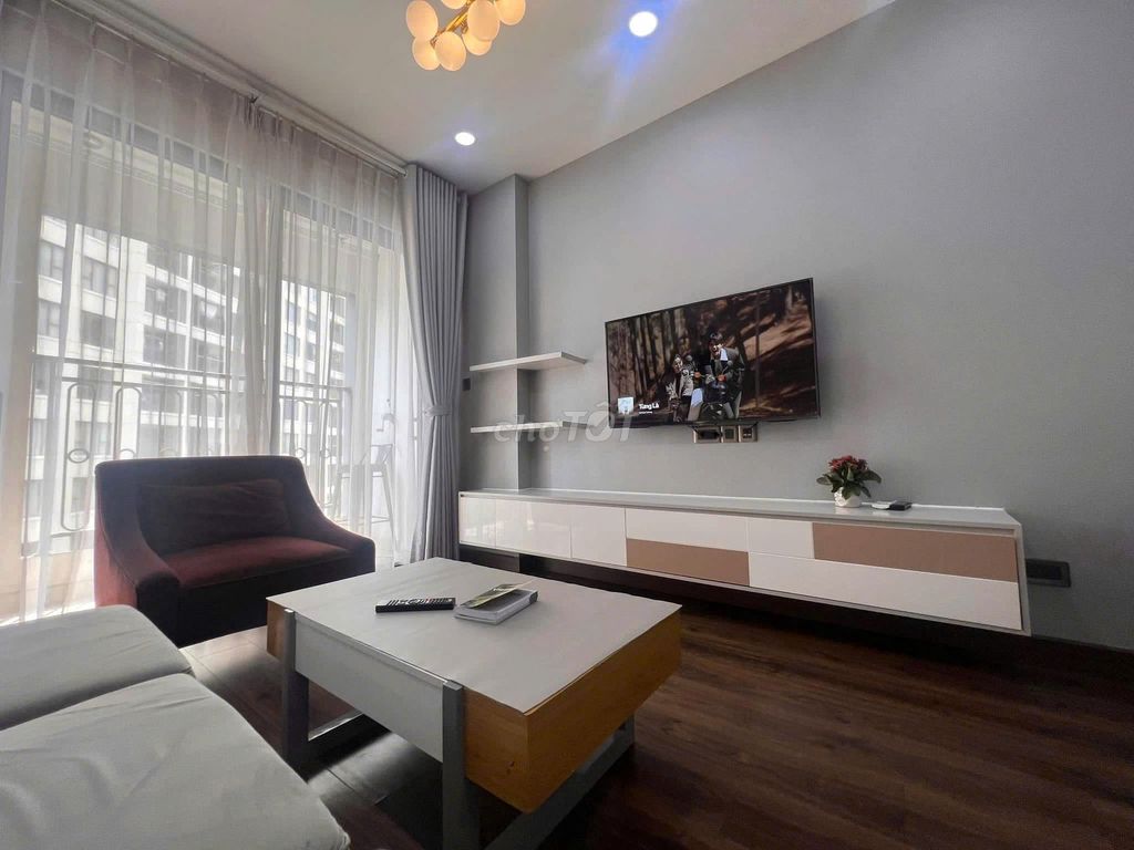 The Flemington apartment.