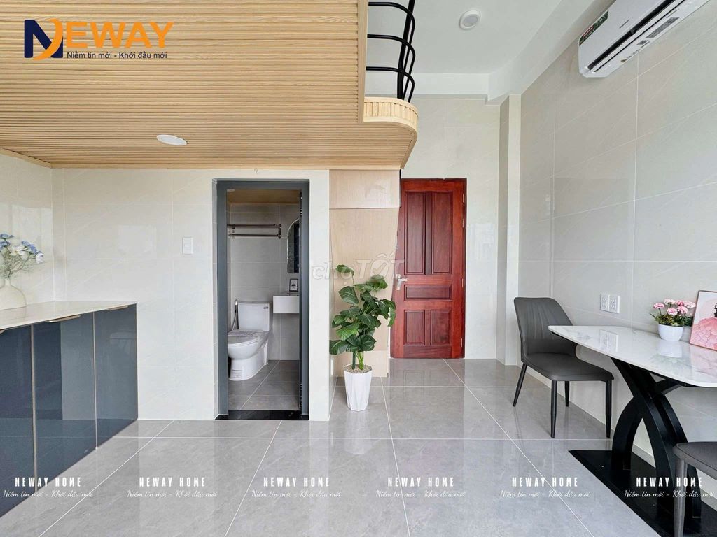 window balconies • full new furniture • next to four four - social falls