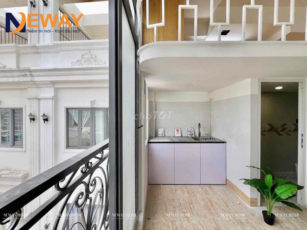 Rent a cheap balcony motel near Aeon New Funky