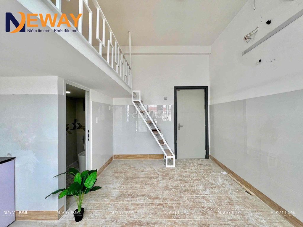 Rent a cheap balcony motel near Aeon New Funky