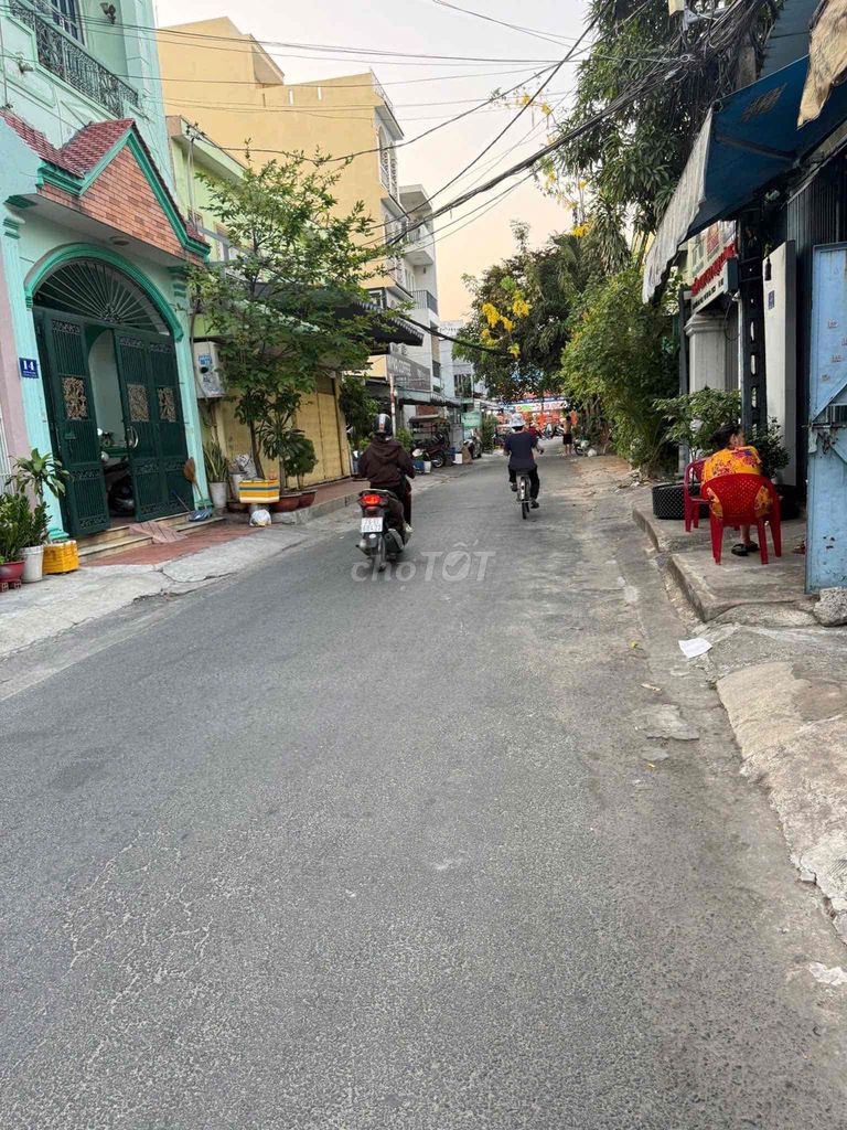 6 meters Độc Lập out of the Biosphere, 2 cards, 4 x 16 meters, 2 bedrooms, 3 toilets
