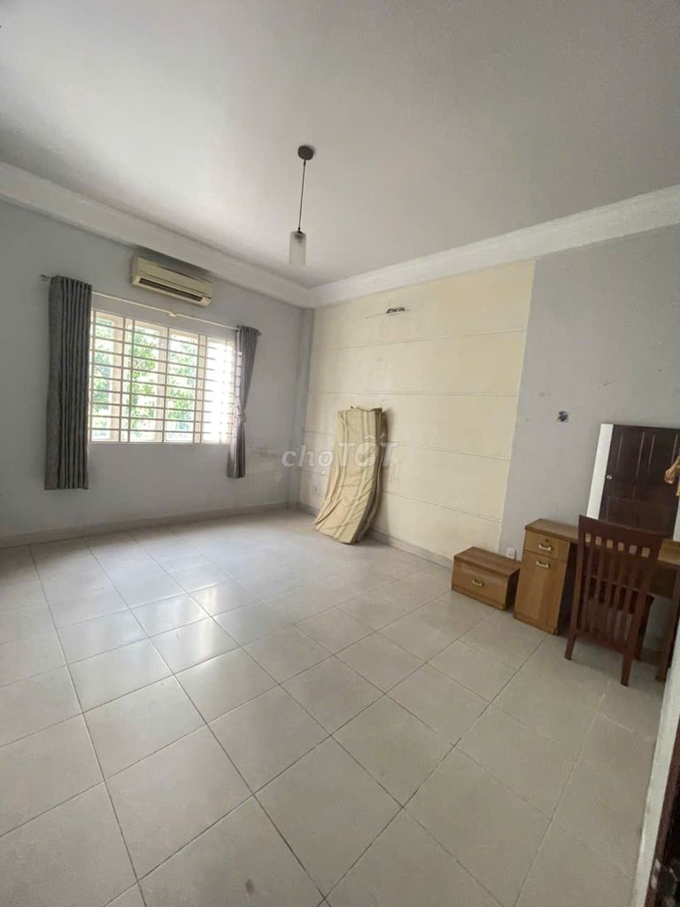 Rent Số 79, P. Tân Quy, District 7